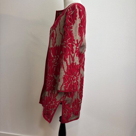 Chicos Travelers Exploded Red Beige Textured Jacquard Open Front Cardigan Size 3 - Picture 8 of 11
